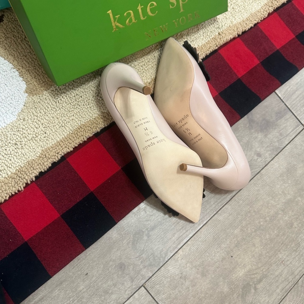 New Kate Spade Laurie Heels Butterfly Women’s 6.5 w/ Box Pale Pink Nappa Leather - Picture 12 of 16